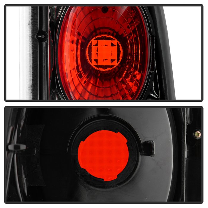 Chevy Silverado 1500/2500 99-02 (Not Fit Stepside) / GMC Sierra 1500/2500/3500 99-06 and 2007 Sierra Classic Euro Style Tail Lights – Smoke